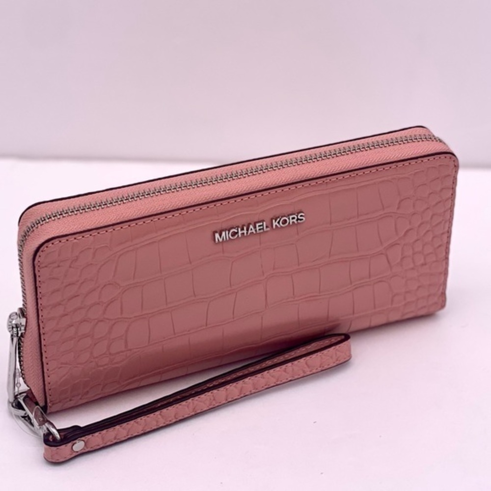 Michael Kors Large Travel Continental Wallet Wristlet